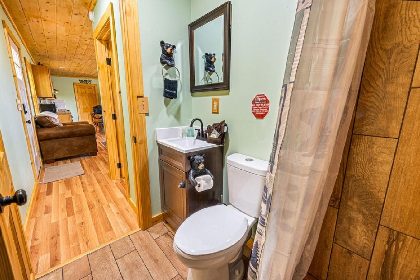 Brand New Tiny Cabin! A Bearly Adventure Sevierville Exterior foto